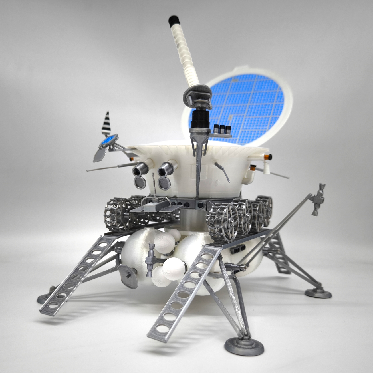 Сборная модель Луноход-1, Луна-17