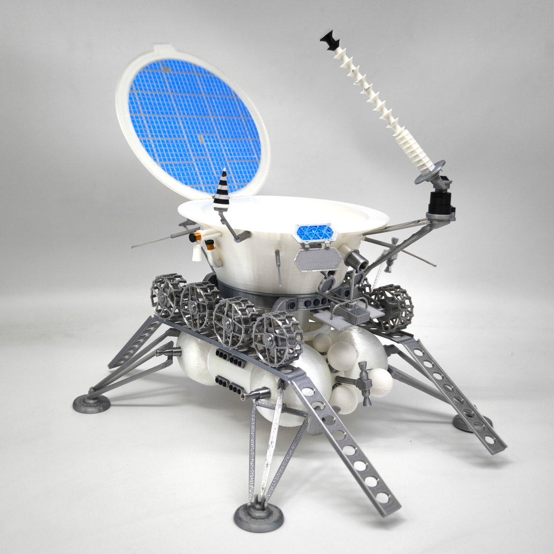 Сборная модель Луноход-1, Луна-17