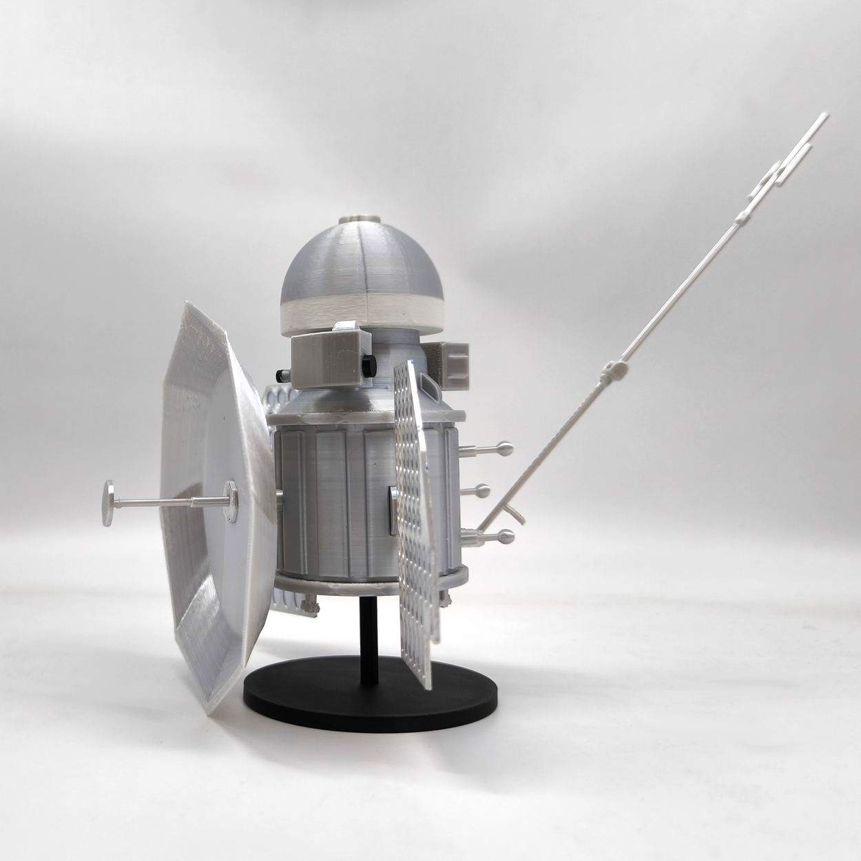 Сборная модель Венера-1